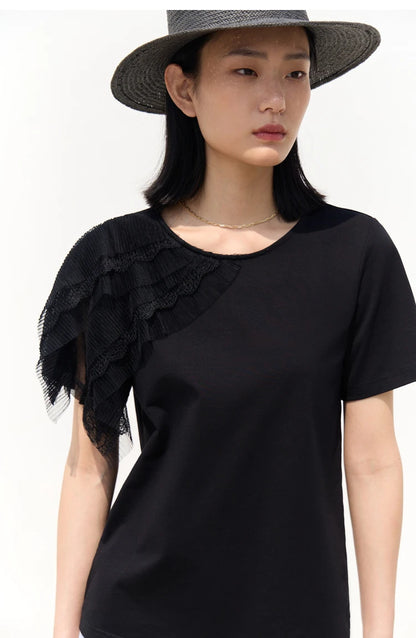 Damen T-Shirt aus mercerisierter Baumwolle im minimalistischen Patchwork-Stil mit Spitze