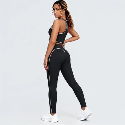 Yoga-Set in Schwarz: Sport-BH mit Brustpolstern, Leggings mit Kontraststreifen