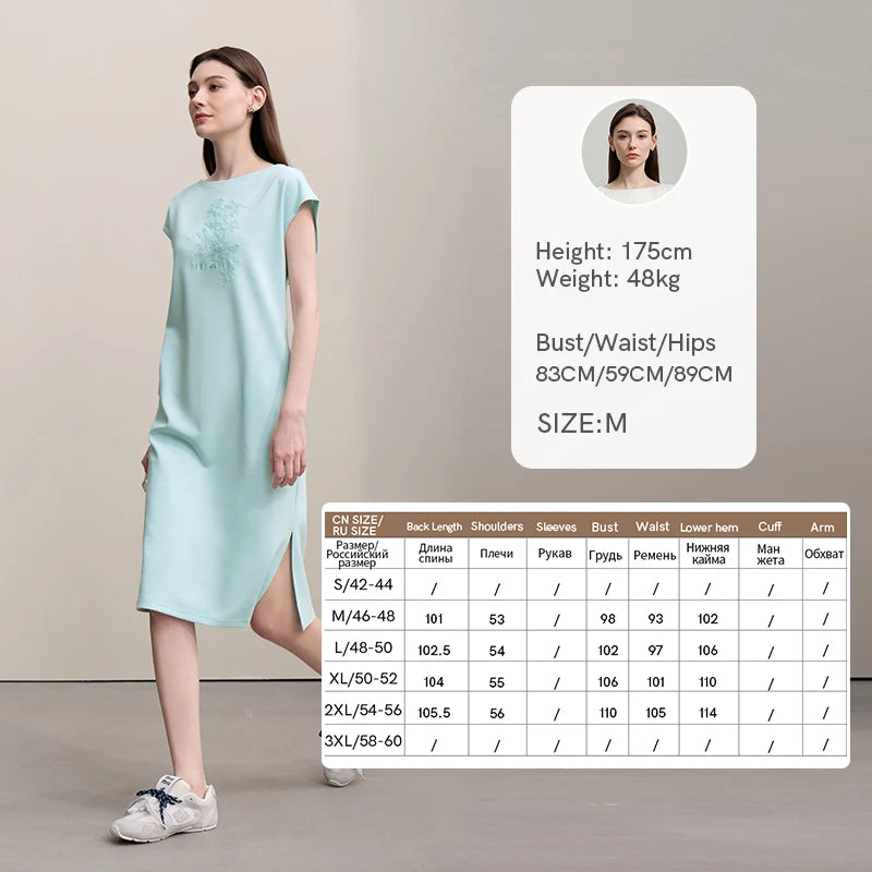 Bequemes Ärmelloses Damenkleid Aus Baumwolle Mit Taillierter Passform
