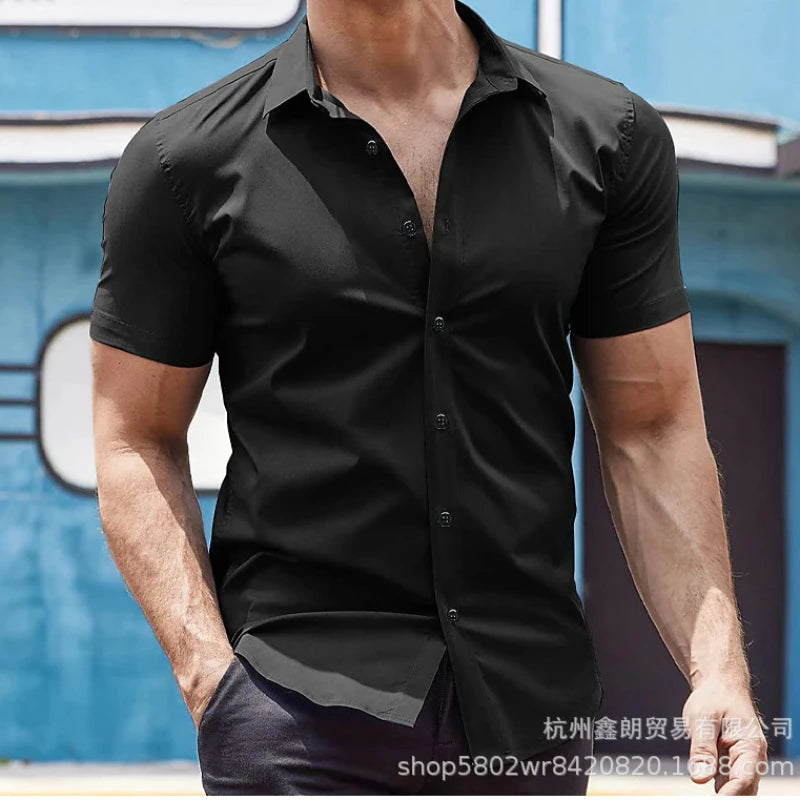 Lässiges Herren-Cardigan-Hemd mit kurzen Ärmeln und Reverskragen in Unifarbe – ideal für den Sommer.