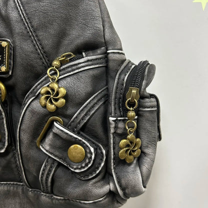 Damen-Hobo-Tasche aus Leder im Retro-Distressed Stil mit viel Stauraum und mehrfachen Innenfächern