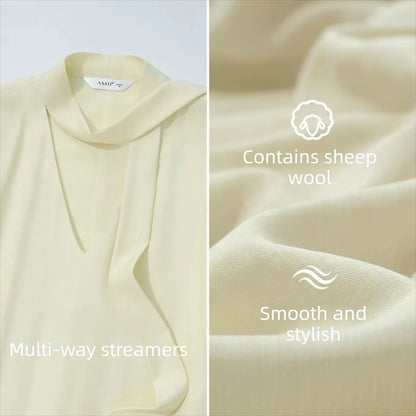 Damen-Sommerkleid in Vanille, Stoffdetail mit glatter Oberfläche und verdeckter Knopfleiste