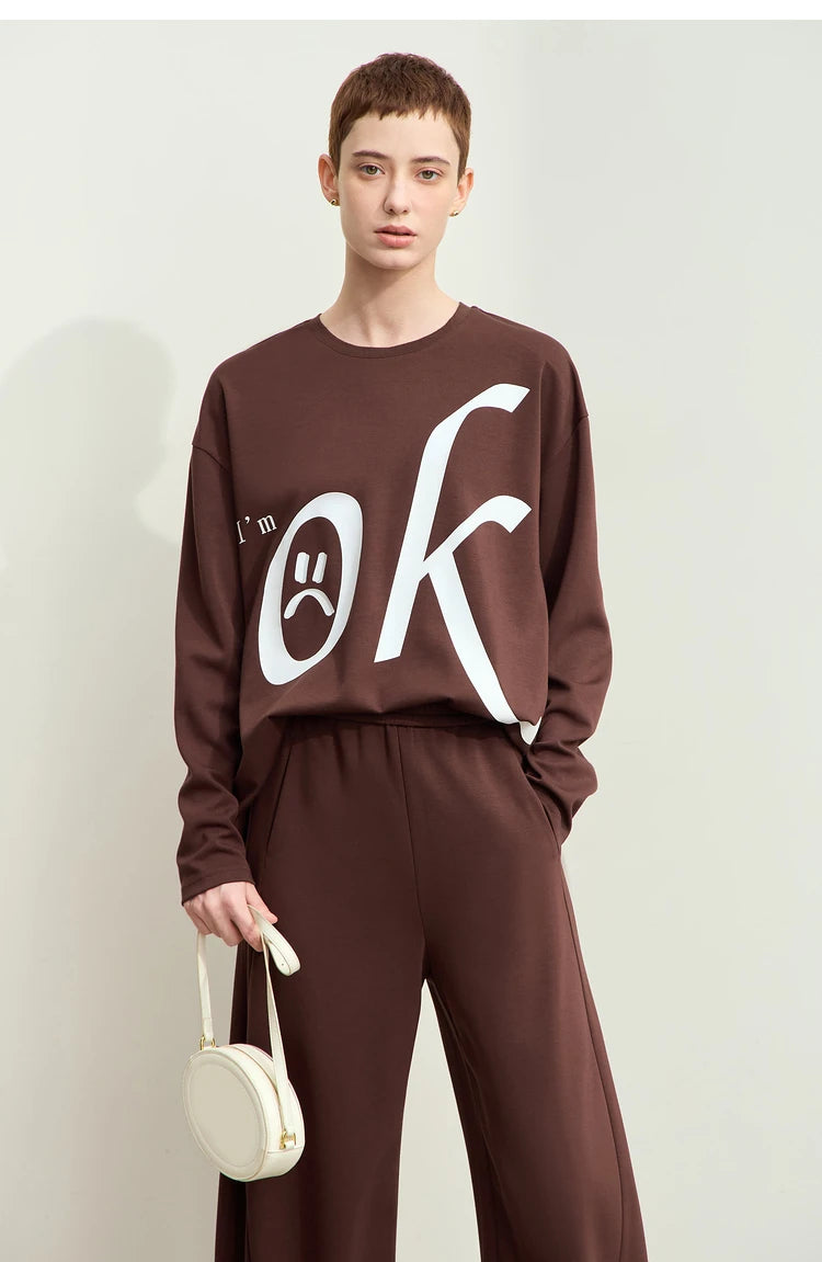 Damen T-Shirt im minimalistischen Stil mit Rundhalsausschnitt und Druckdesign