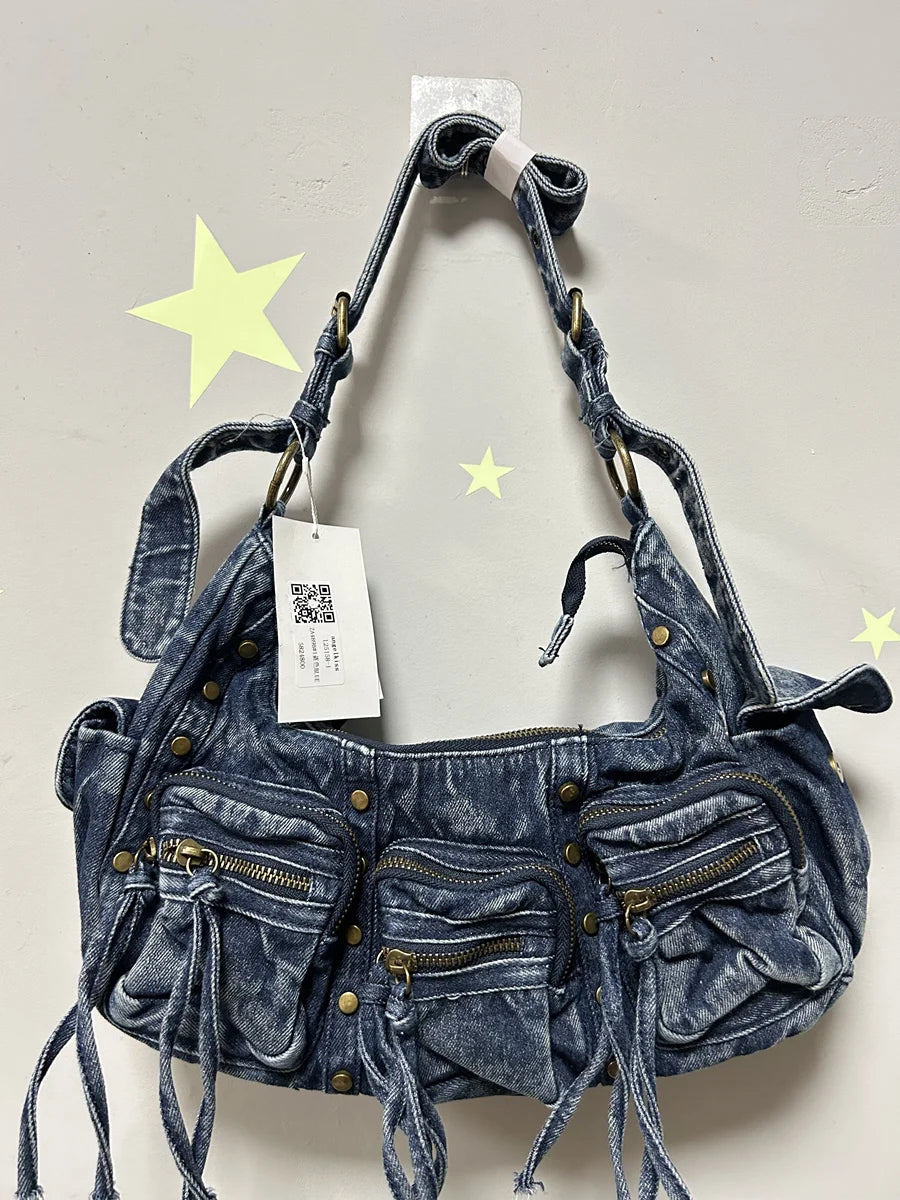 Damen-Schultertasche aus Vintage PU-Leder mit Mehrfachen Innenfächern und Quasten Alltagsbegleiter