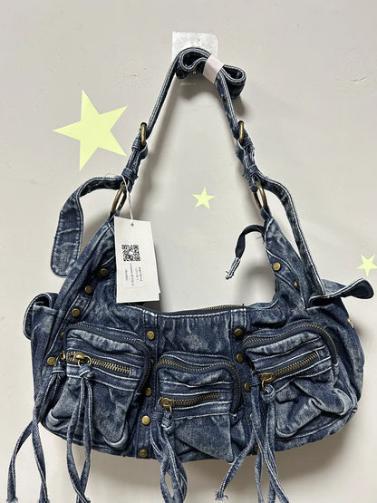 Damen-Schultertasche aus Vintage PU-Leder mit Mehrfachen Innenfächern und Quasten Alltagsbegleiter
