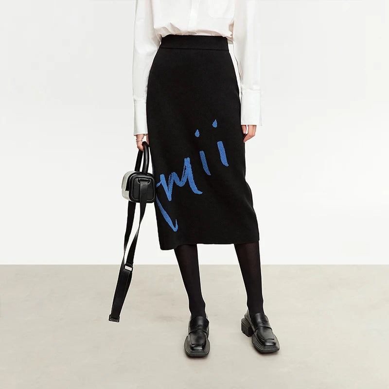 Damen-Wollrock, schwarzer Midirock mit breitem Bund und blauem abstraktem Print
