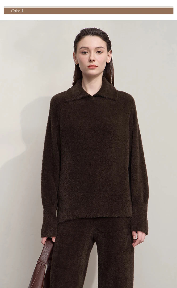 Damen-Pullover in dunklem Braun mit Polokragen, langärmlig, gerade Silhouette