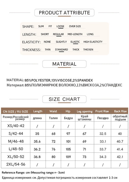 Damen Shorts im minimalistischen Stil mit Gürtel und solider Vintage-Optik