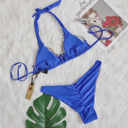 Schwarzes Bikini-Set mit Blumenmuster und Push-up-Effekt – verführerische Bademode für Strand und Pool