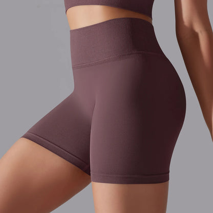 Nahtlose gestrickte Damen-Workout-Shorts, dunkellila, mit hoher Taille und geformtem Hinterteil