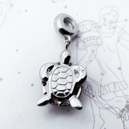 Damen-Charm-Anhänger grüne Schildkröte Ozean Frühling aus Sterlingsilber