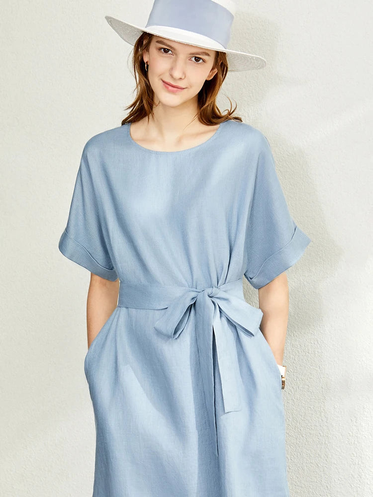 Elegantes Damenkleid Aus Leinen Komfortabel Stylisch Büromode