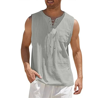 Ärmelloses Herren-Strickoberteil mit Rundhalsausschnitt und Hohldesign – ideal für den Sommer.