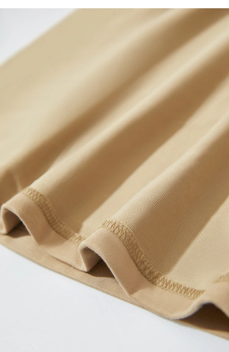 Damen T-Shirt mit minimalistischer Stickerei im lässigen Stil für den Sommer