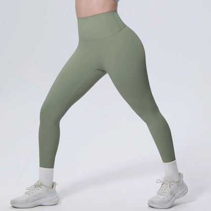 High-Waist-Yogaleggings olivgrün, Nahansicht seitlich, glatte Oberfläche ohne Muster