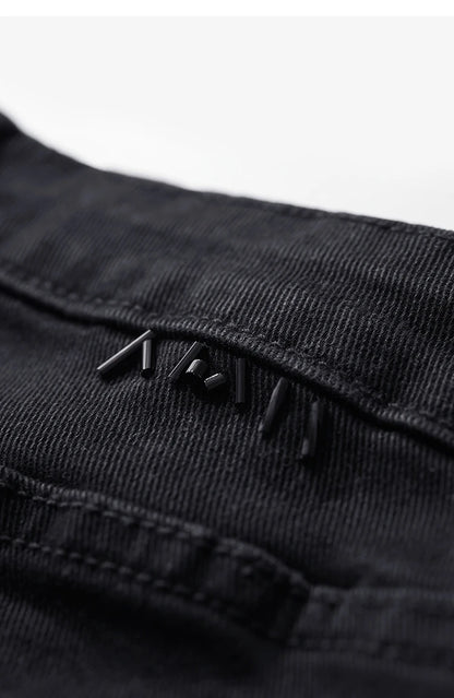 Damen Denim Shorts im minimalistischen Casual-Stil mit Zipper und Loch-Dekoration