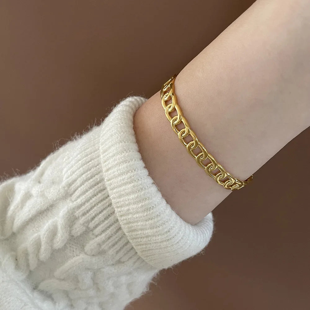 Damen-Armreif im Punk-Stil aus Edelstahl