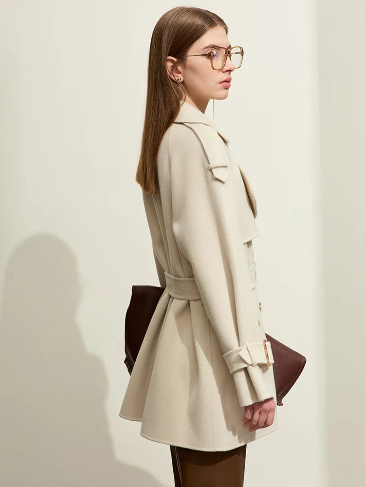 Damen Mid-Length Wollmantel im minimalistischen Stil mit Gürtel und Taschen