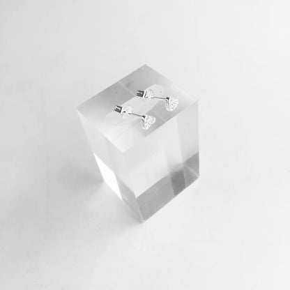 Damen-Ohrstecker Liebesherz weißer Stein aus Sterlingsilber