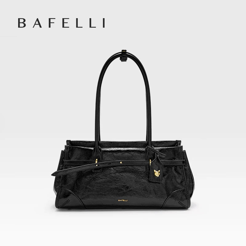 Schwarze Saffiano-Crossbodytasche mit Tragehenkeln und goldenen Beschlägen