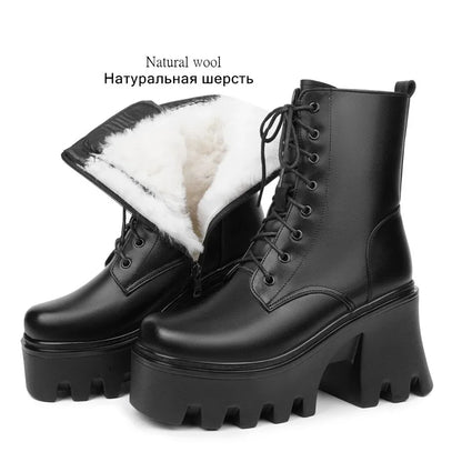 Schwarze Damen-Winterstiefel, Schnürung, warmes Wollfutter im Schaft und gepolsterter Innenteil