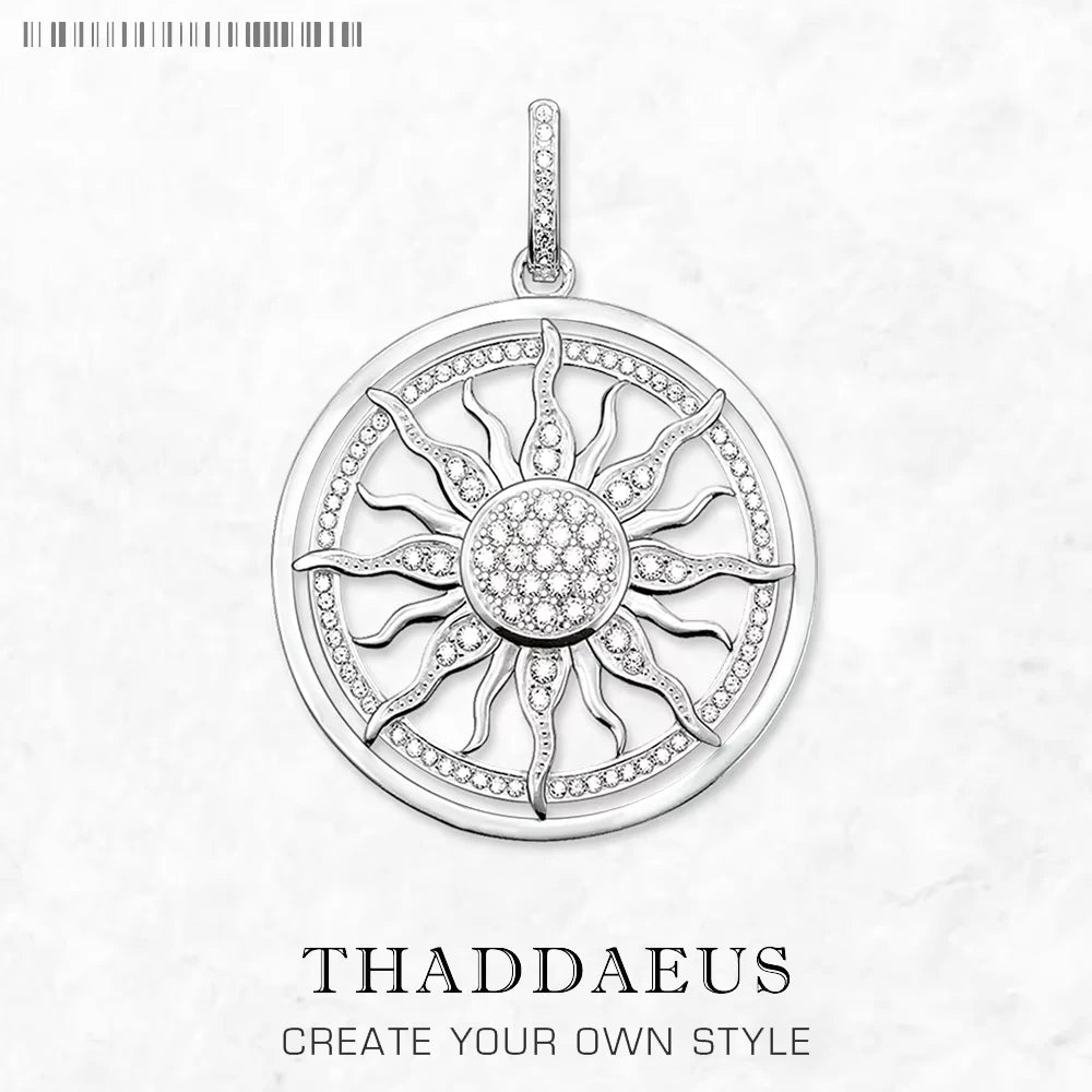 925er-Sterlingsilber-Anhänger mit Sonnenmotiv und weißen Zirkon-Steinen