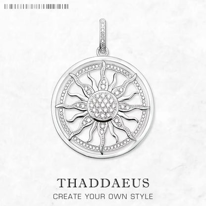 925er-Sterlingsilber-Anhänger mit Sonnenmotiv und weißen Zirkon-Steinen