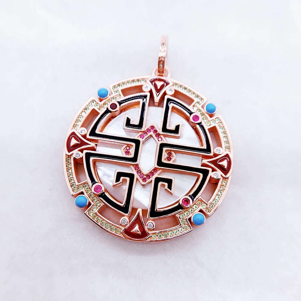 Roségoldener 925-Silberanhänger mit rundem Ornamentkreuz und bunten Steinen