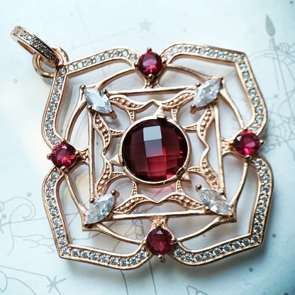 Damen-Anhänger Hand Fatima Chakra Lotus Bohemia aus Sterlingsilber