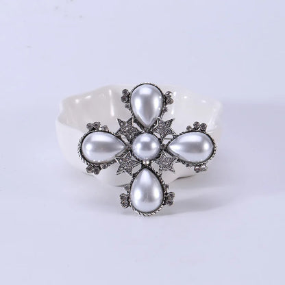 Brosche Kreuz Perle Strass Barock Vintage Luxus Hochzeit Party Damen