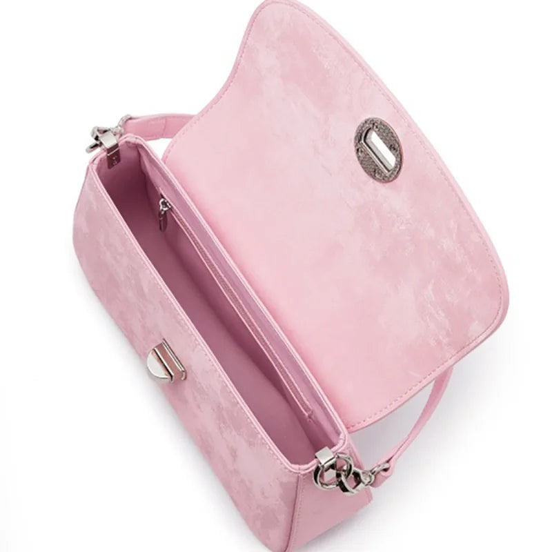 Natürliche Rindleder Schultertasche Frühlingslook
