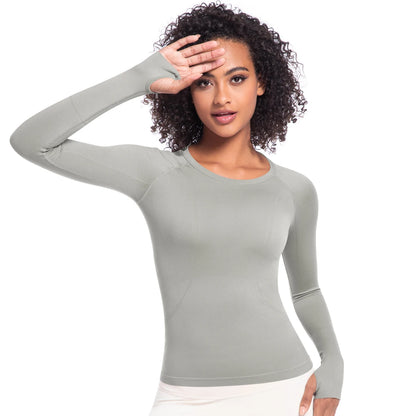 Damen-Langarm-Laufshirt hellgraugrün, schmaler Rundhalsausschnitt, langärmlig