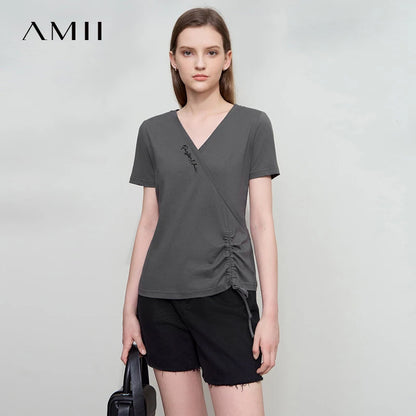 Damen T-Shirt im minimalistischem Stil mit V-Ausschnitt und Plissee-Details