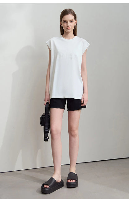 Damen T-Shirt aus Baumwolle mit lässigem O-Ausschnitt und breiten Schultern