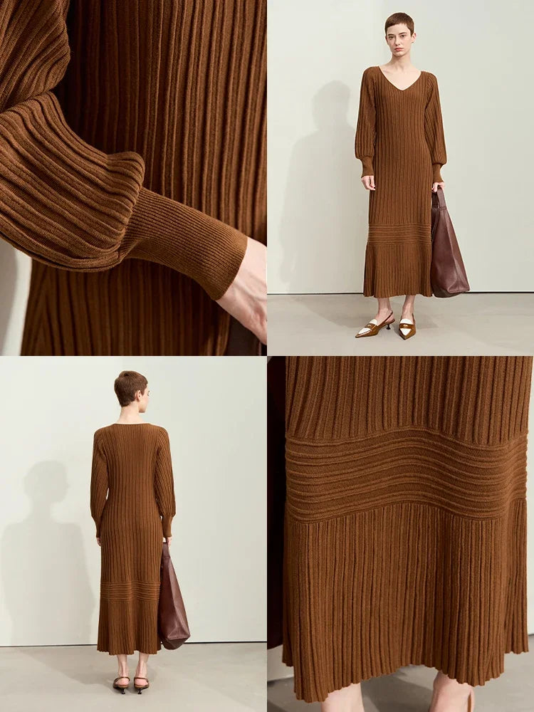 Braunes Damen-Strickkleid mit V-Ausschnitt, langen Ärmeln und geripptem Saum