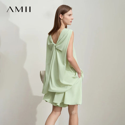 Langes Damen-Spitzenkleid mit V-Ausschnitt und schulterfreiem Design – ideal für das Büro im Frühling und Sommer.
