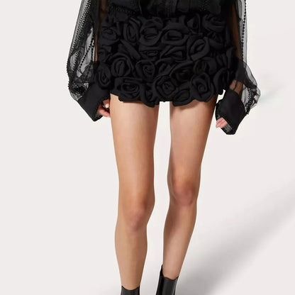 Ärmelloses Damenkleid mit quadratischem Ausschnitt und Applikationen – elegantes, rückenfreies Design mit hoher Taille