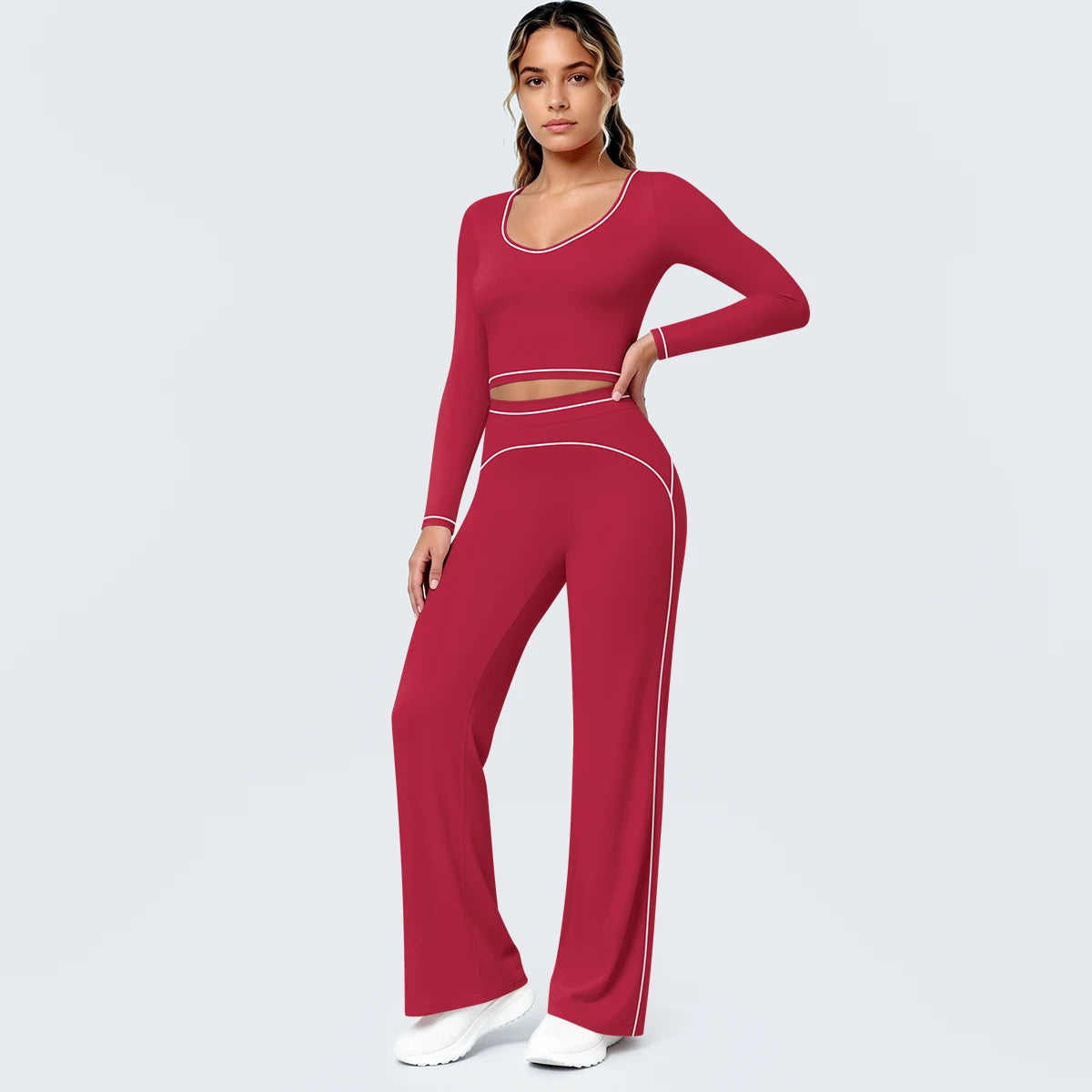 Damen Yoga-Set mit langärmligem Top und Schlaghose, Cut-out an der Taille, weinrot