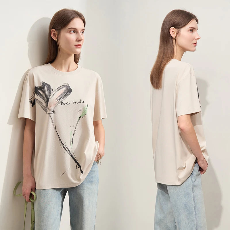 Damen T-Shirt im Minimalismus-Stil mit O-Neck und coolen Ink-Art Print