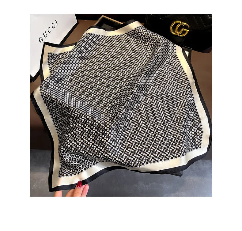 Damen Seidenschal 53cm quadratisch Haarband Halstuch Bandana bedruckt D