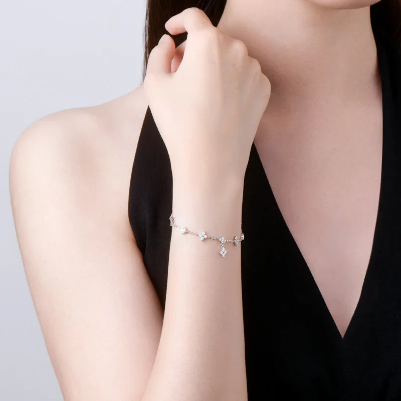 Damen-Armband Kleeblatt mit Moissanit verstellbar