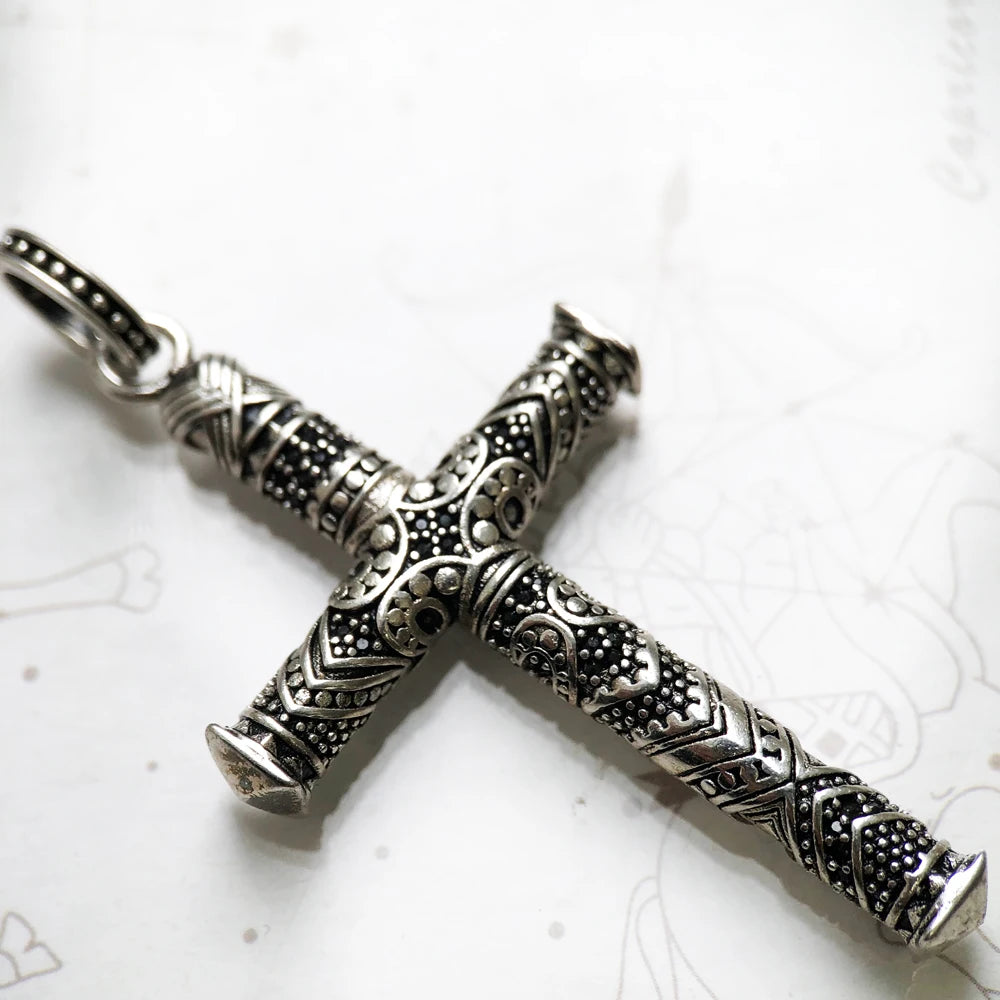 Damen-Charm-Anhänger Kreuz und Krone majestätisch aus Sterlingsilber