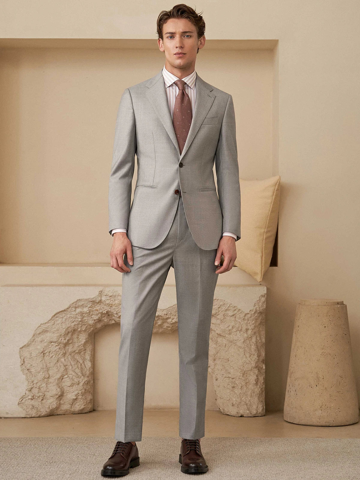 Eleganter Herrenanzug aus 60% Wolle in Hellgrau – Slim Fit Blazer und Hose für Hochzeiten und festliche Anlässe