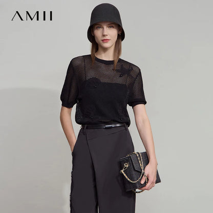 Damen Top im minimalistischen Ozean-Stil mit Perlenbesatz und durchbohrten Löchern