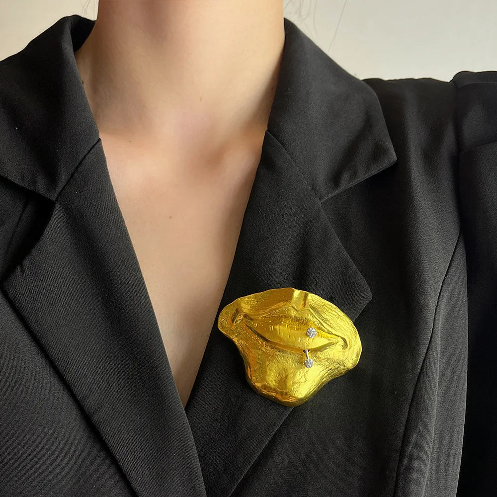Brosche Maske Lippen Nase Abstrakt Metall Vintage Party Unisex