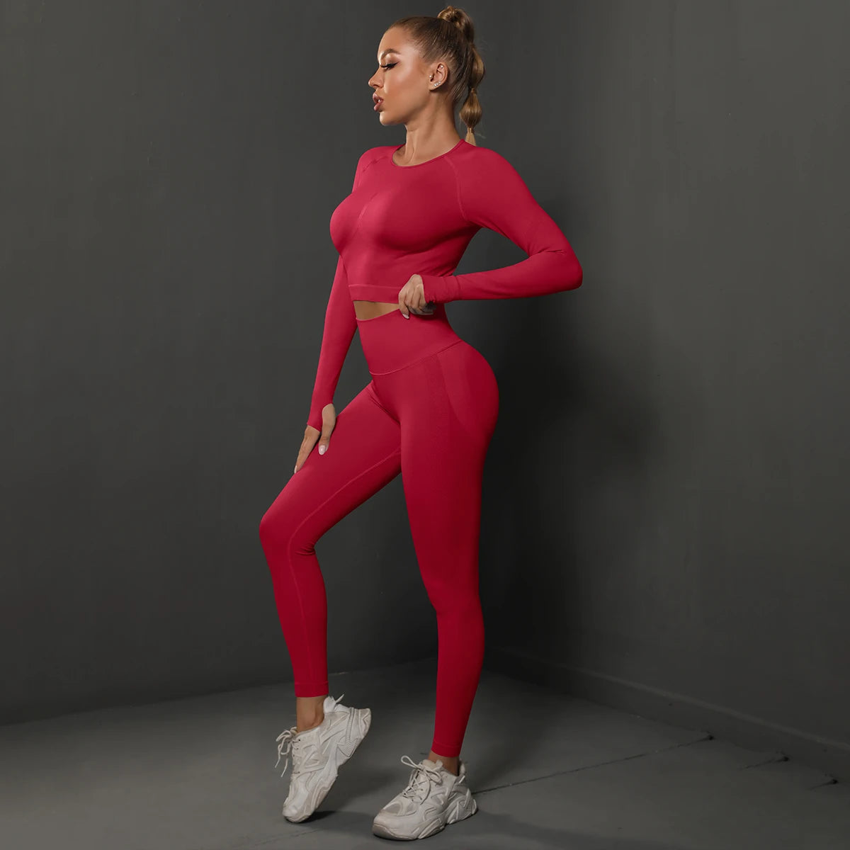 Nahtloses Yoga-Set mit Crop-Top und Leggings, rose rot, lange Ärmel, hohe Taille