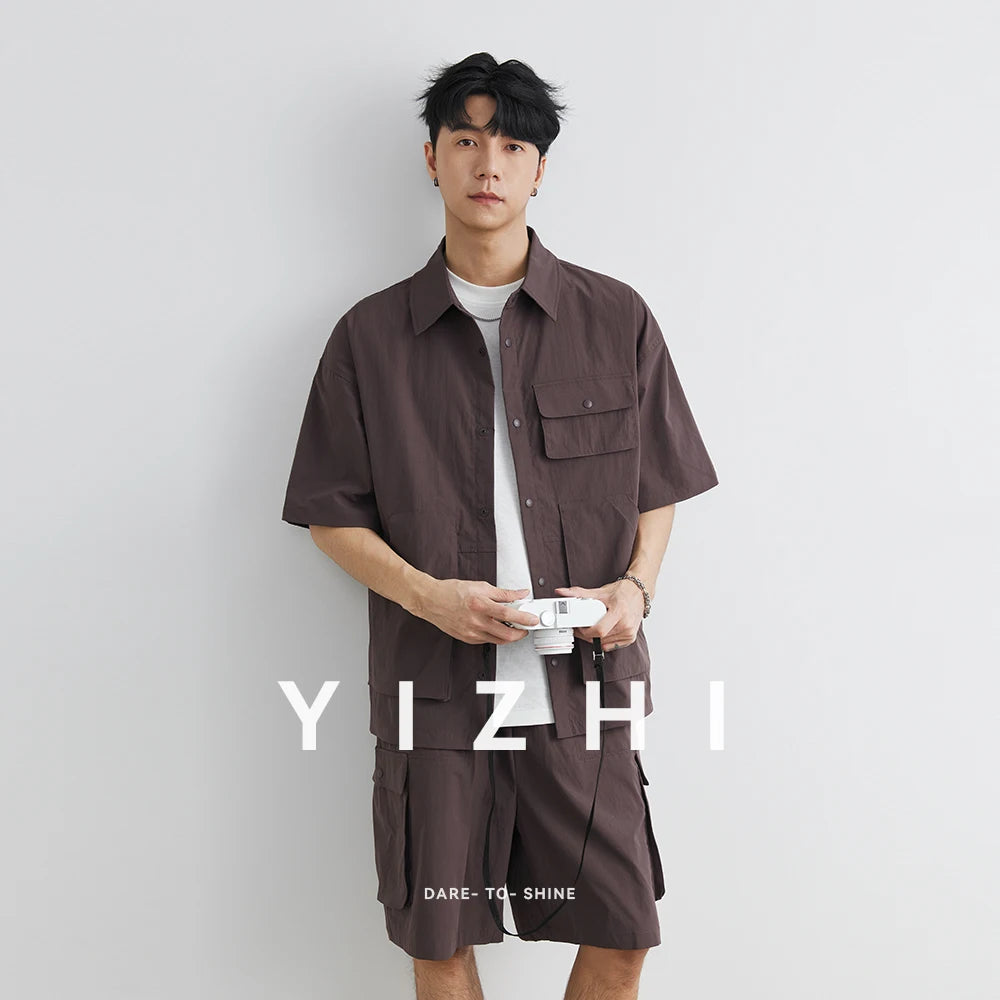 Männer Sommer Set mit losem Kurzarm Cargo-Shirt und Shorts im Casual-Stil