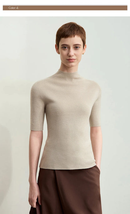 Amii Pullover mit halbem Rollkragen, beiger Strickstoff, kurze Ärmel, Slim-Fit