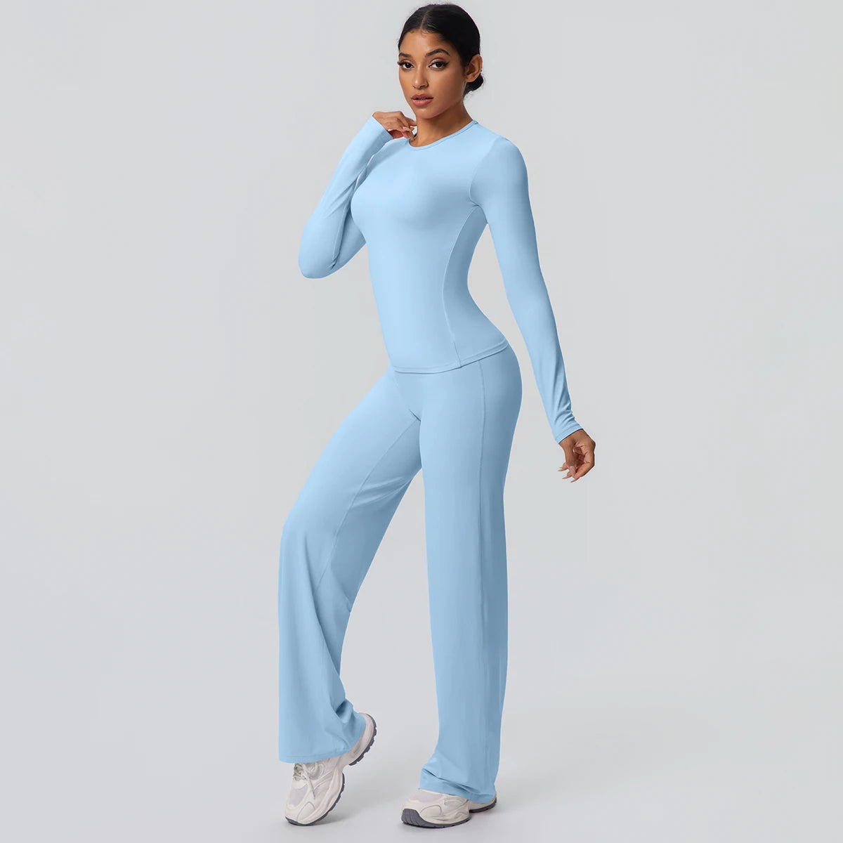Damen-Yoga-Set mit Langarm-Top und weiten Leggings, hellblau