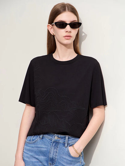 Damen T-Shirt mit minimalistischer Stickerei im lässigen Stil für den Sommer